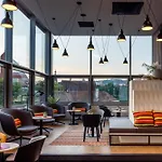Harry's & Ξενοδοχείο 4*