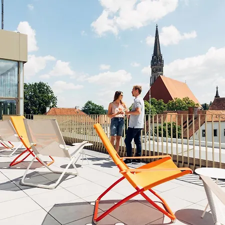 Hotel Harry's & Steyr