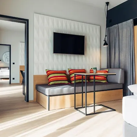 Harry's & 4* 슈타이어